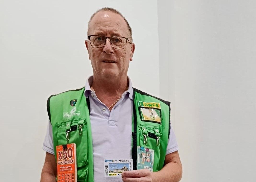 Francisco Benítez, vendedor de la ONCE. Francisco Benítez, vendedor de la ONCE.