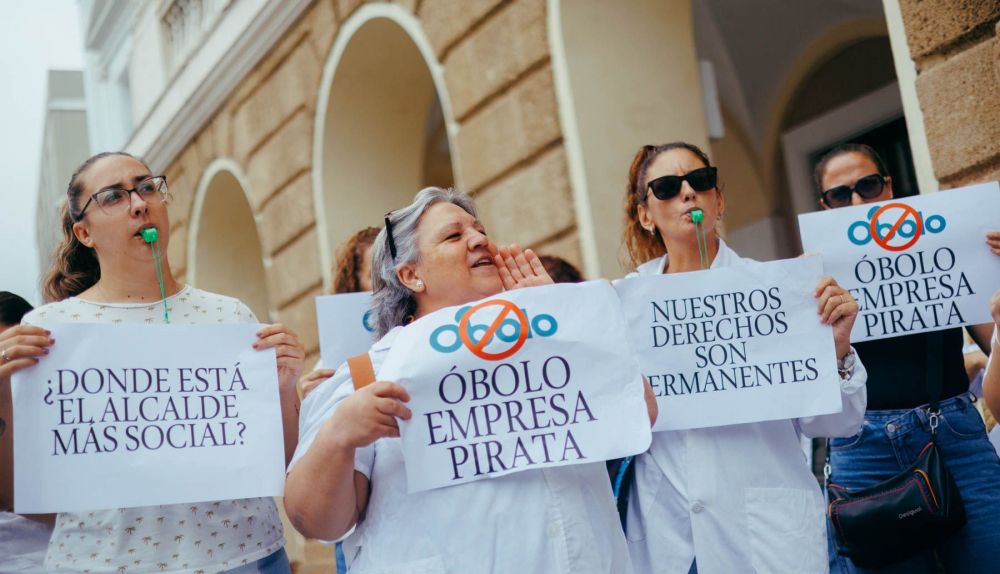 AYUDA A DOMICILIO CADIZ 17