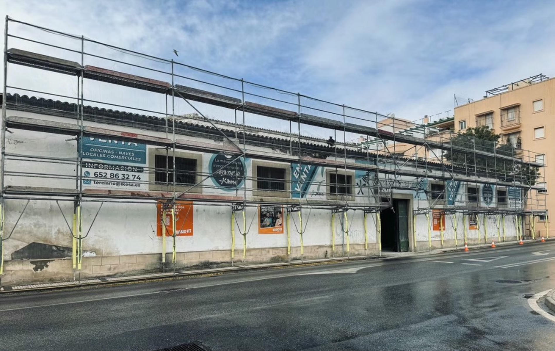 Las obras en las bodegas donde irá el Basic Fit.