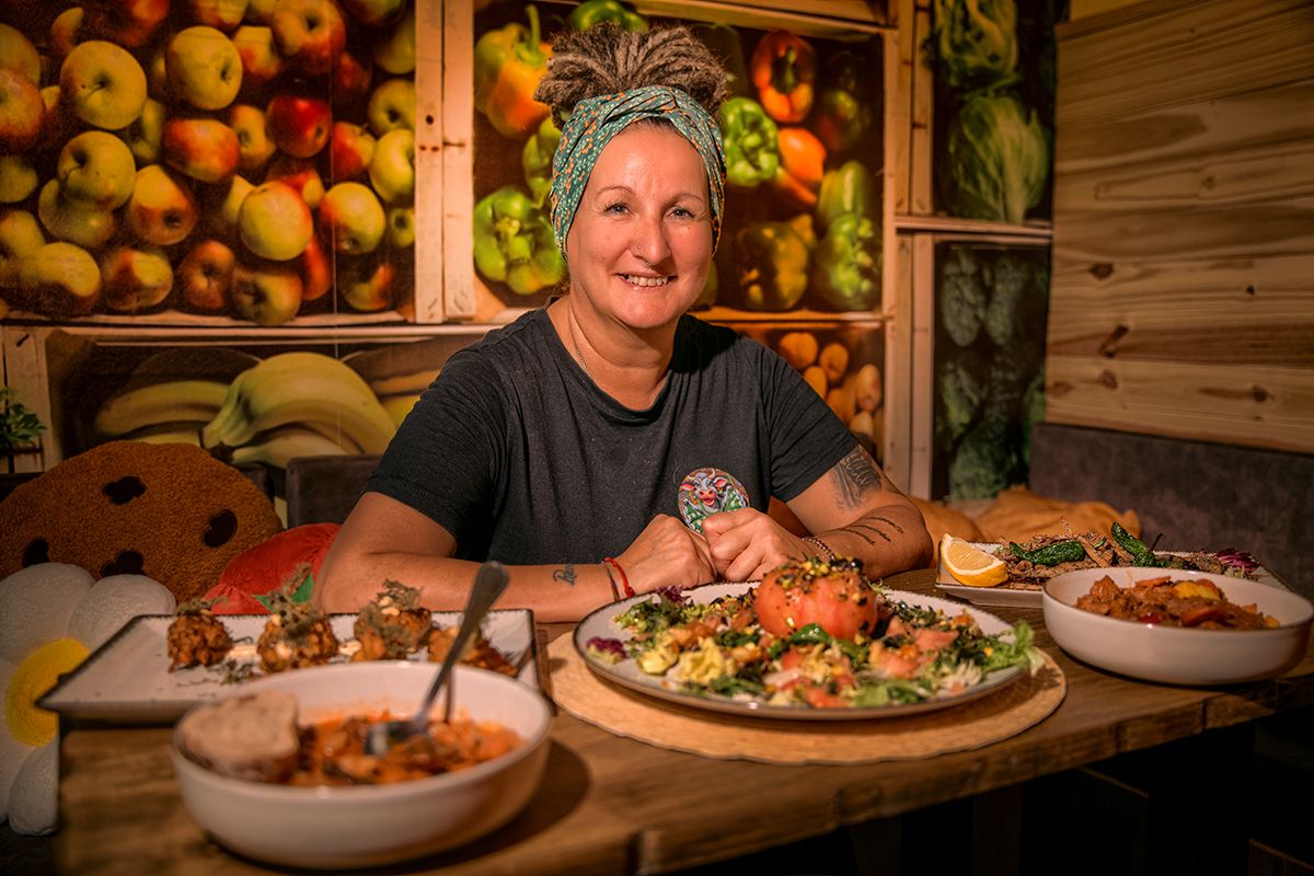 Gracia Gordillo es cocinera y copropietaria, junto a Pedro Carrión, de La Verdulera en El Pópulo.