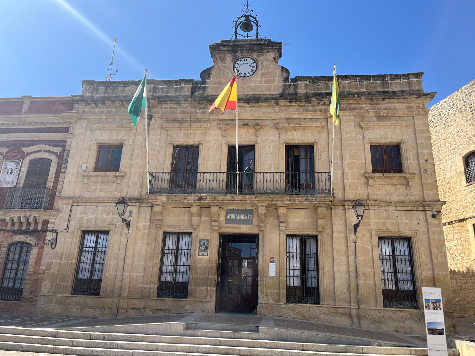El Ayuntamiento de Bornos. El Ayuntamiento de Bornos.