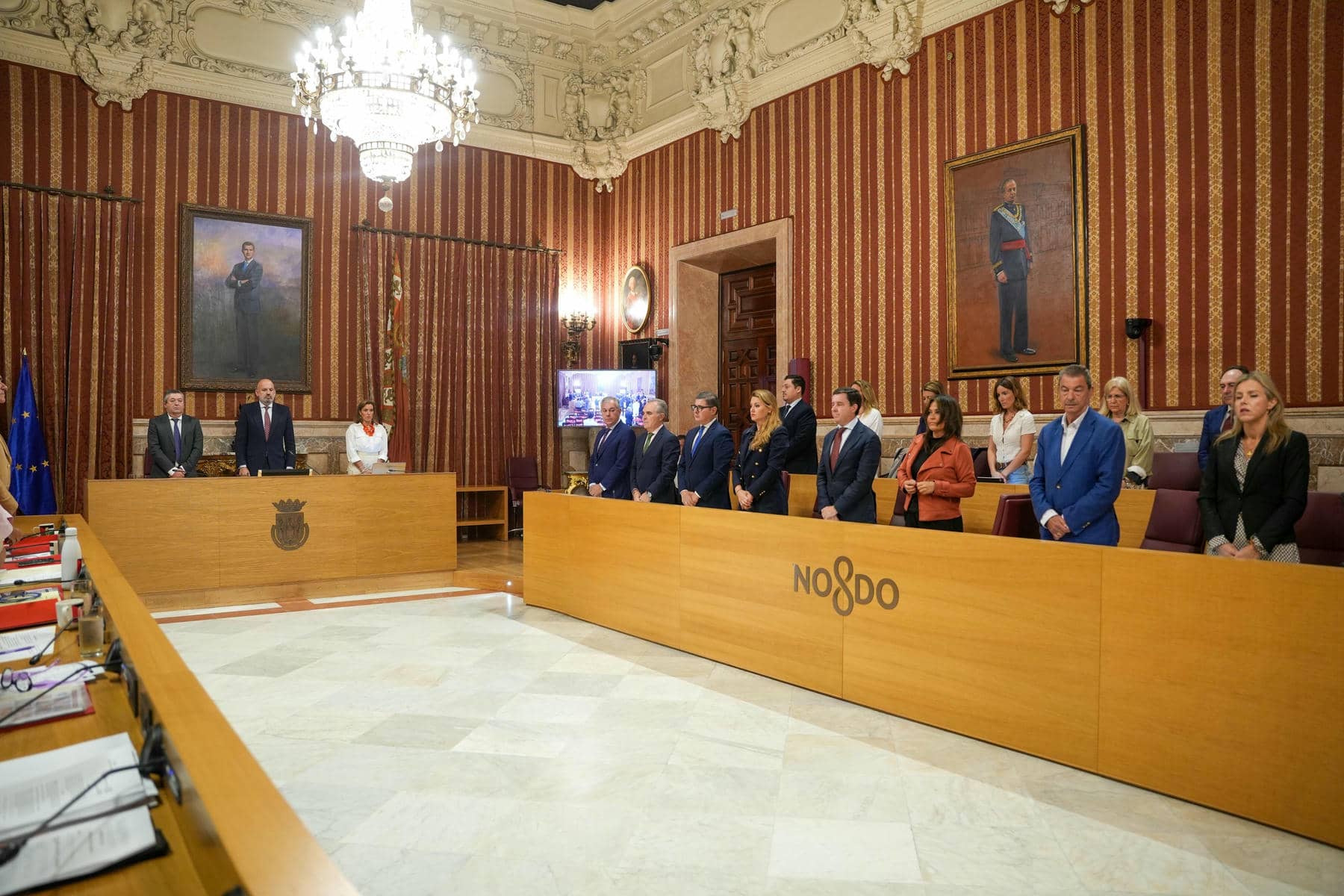 El inicio del pleno del Ayuntamiento de Sevilla. 