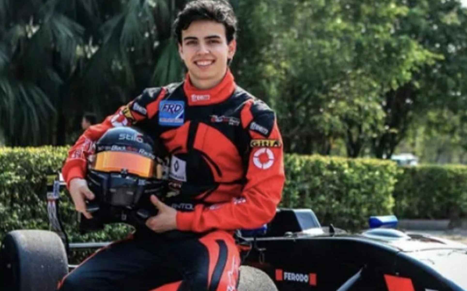 Antolín González, en sus tiempos de piloto de automovilismo.