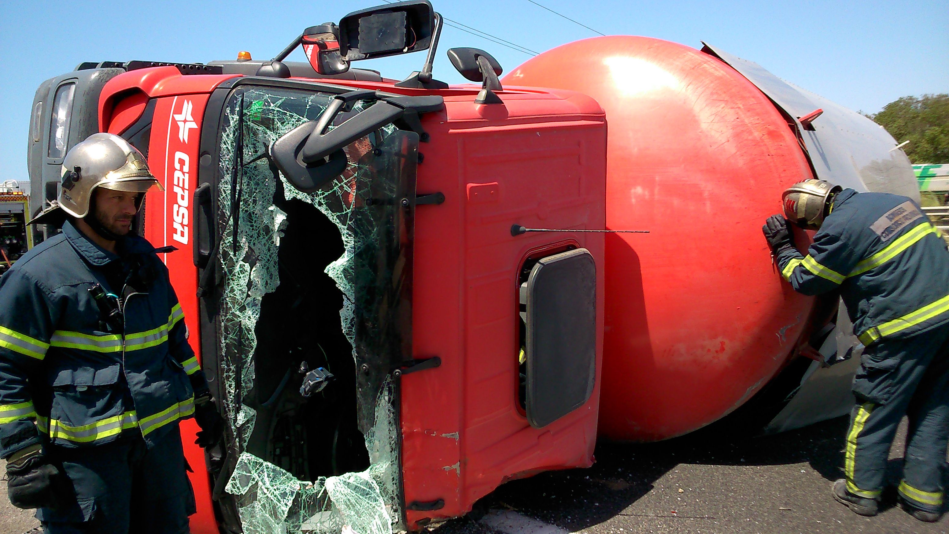 1.acc_.traf_camion_cisterna_n-4._11.08.16