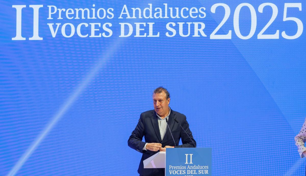 Javier Fernández, en la entrega de los II Premios Voces del Sur.