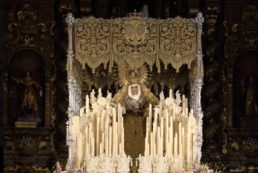 Así se presenta La Esperanza en su palio en San Jacinto. 