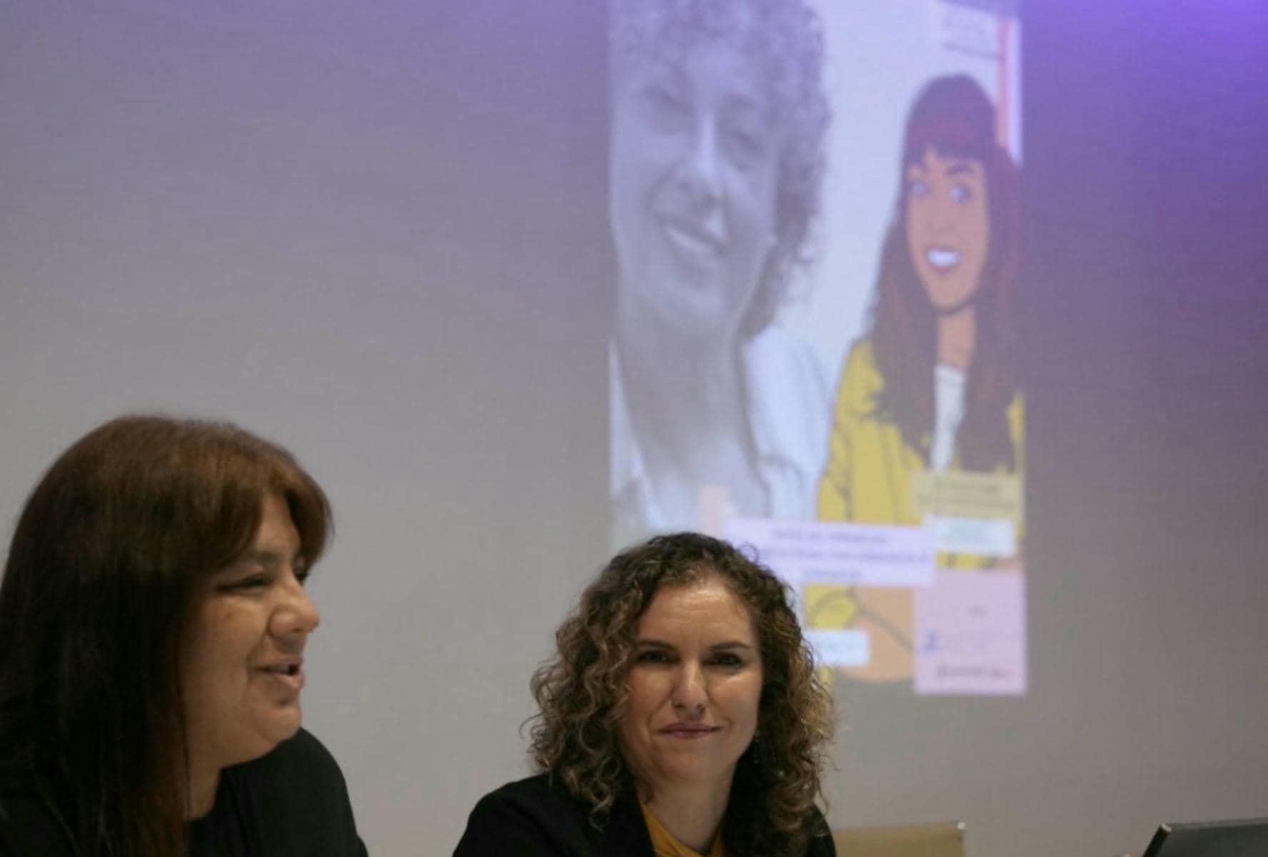 La Escuela de pensamiento feminista en una edición pasada. La Escuela de pensamiento feminista en una edición pasada.