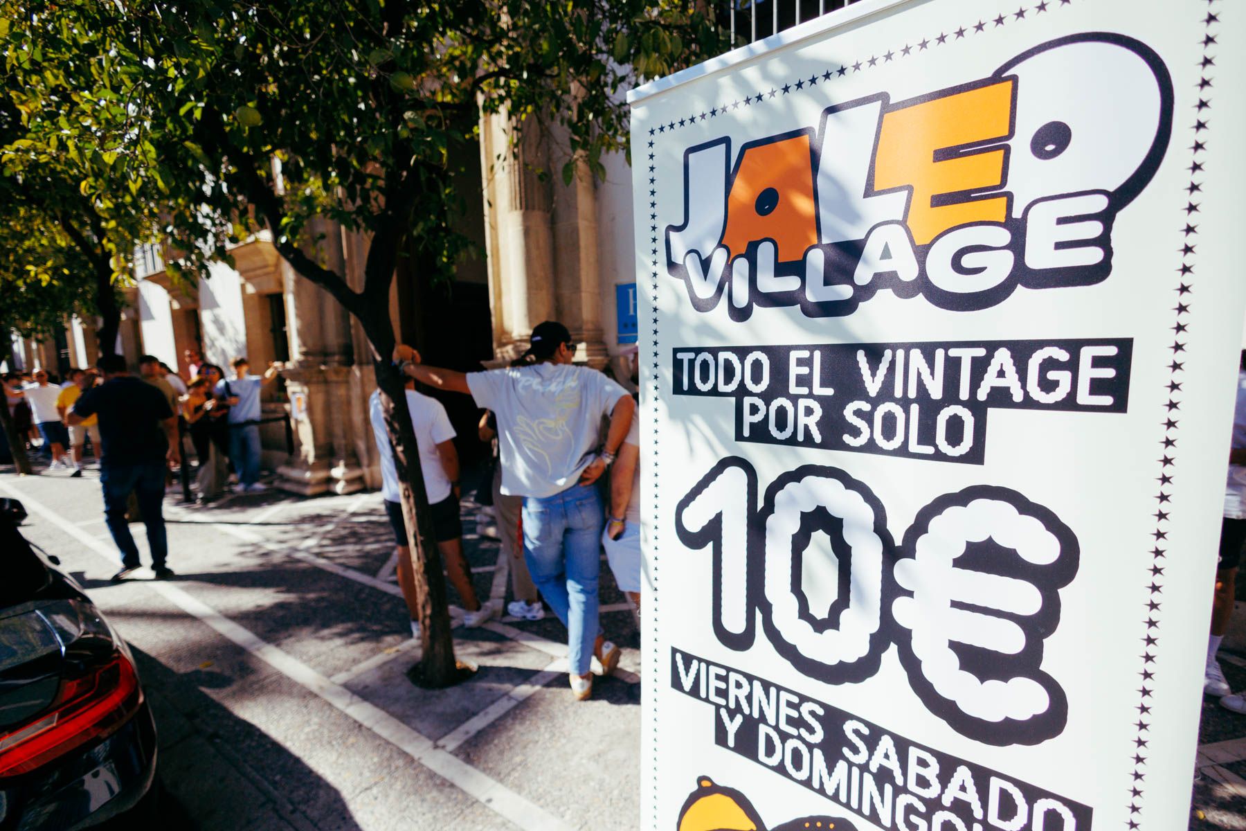 Entrada del mercadillo Jaleo Vintage en Jerez. Entrada del mercadillo Jaleo Vintage en Jerez.