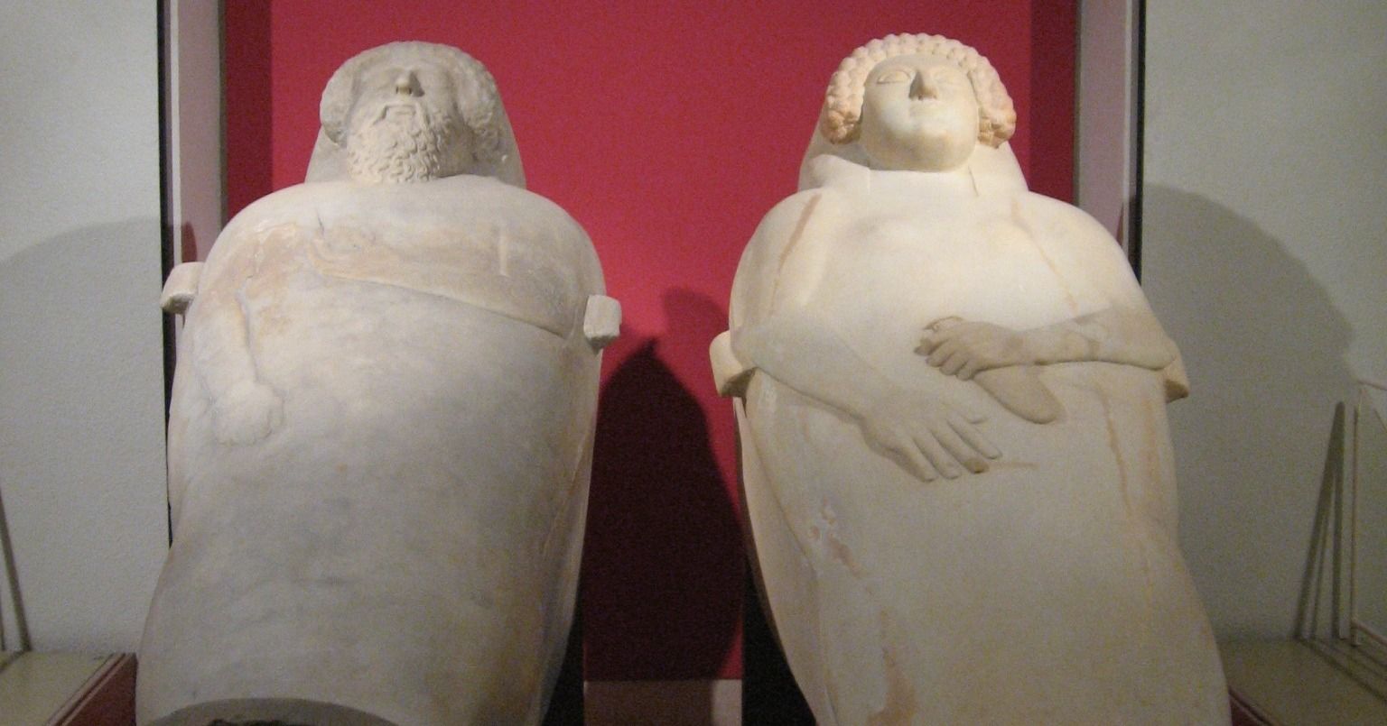 Los sarcófagos del Museo de Cádiz.