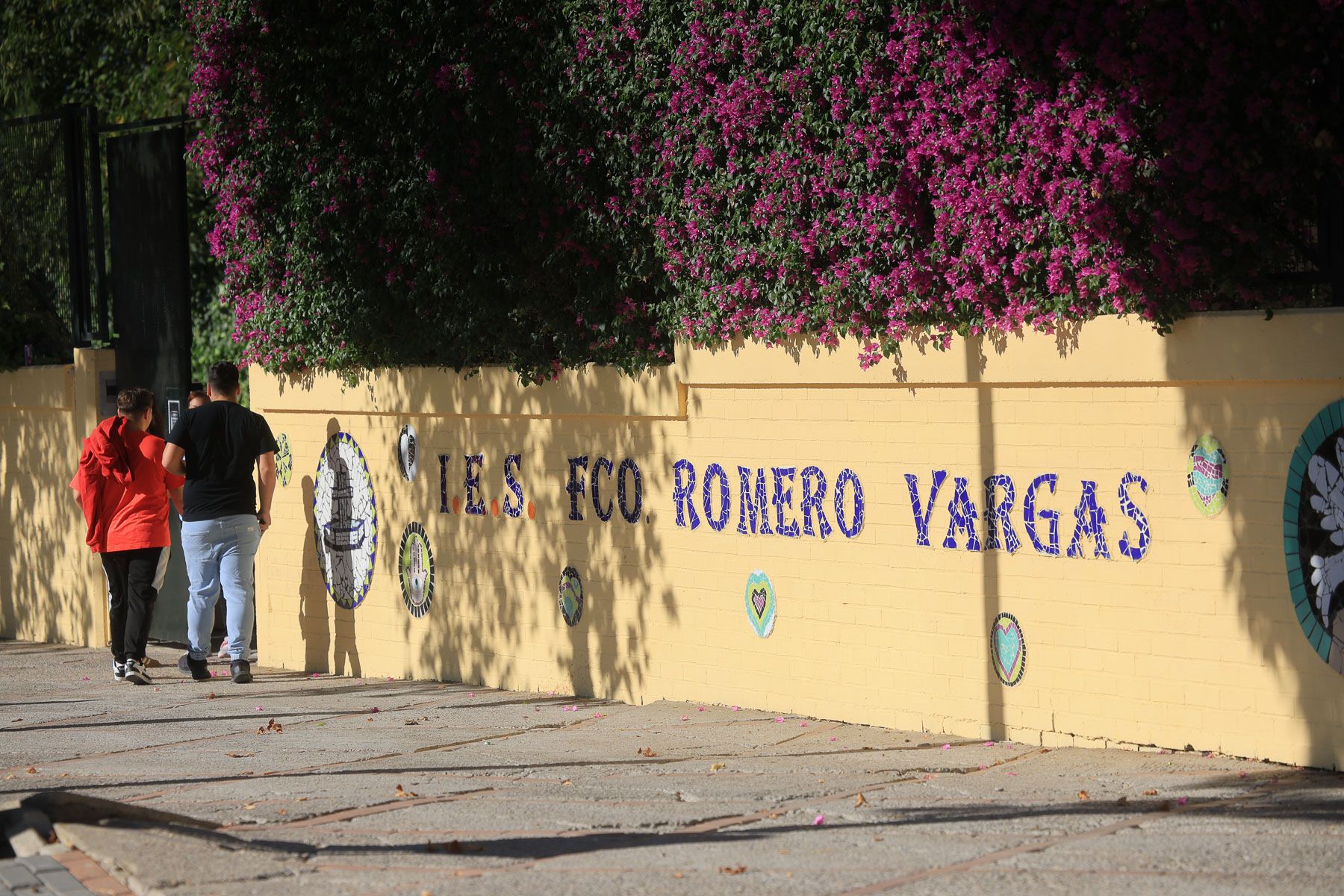 El exterior del IES Romero Vargas, este viernes.