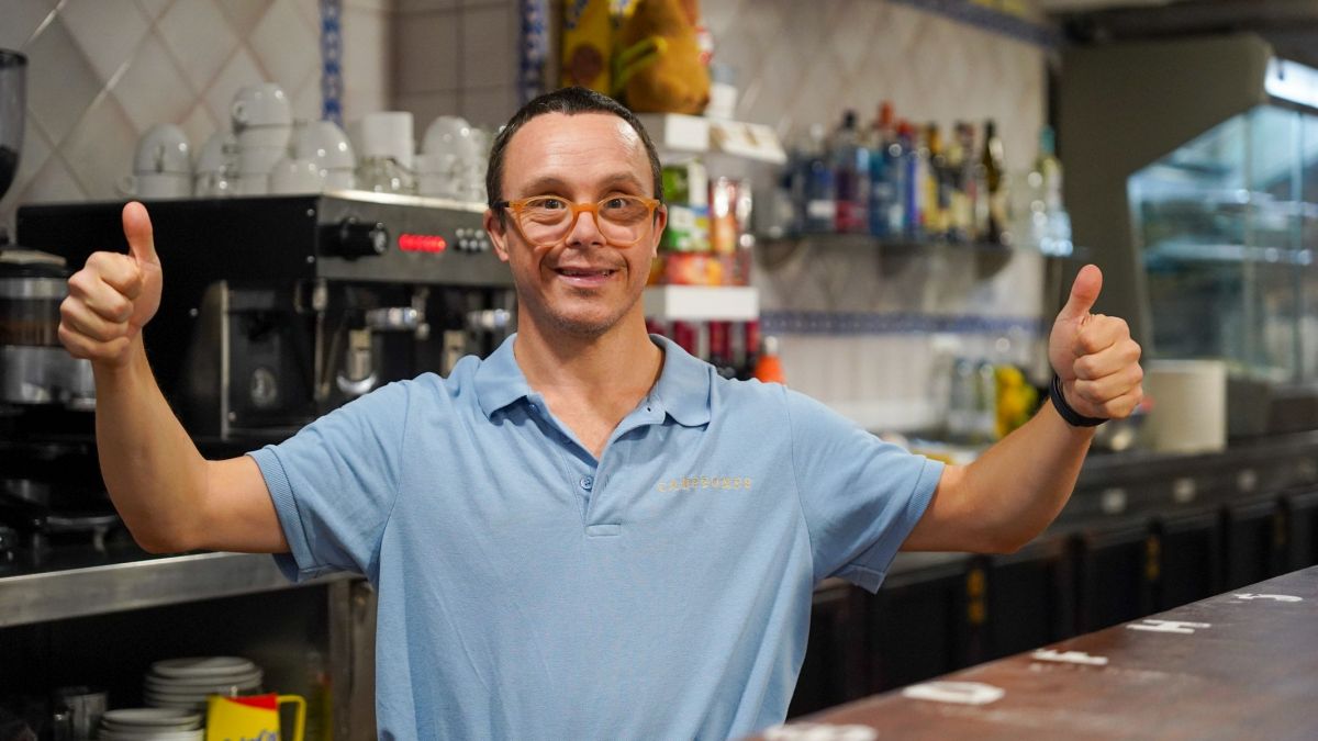 La Voz Del Sur Aspanri Down Sevilla vivero y restaurante meson 02