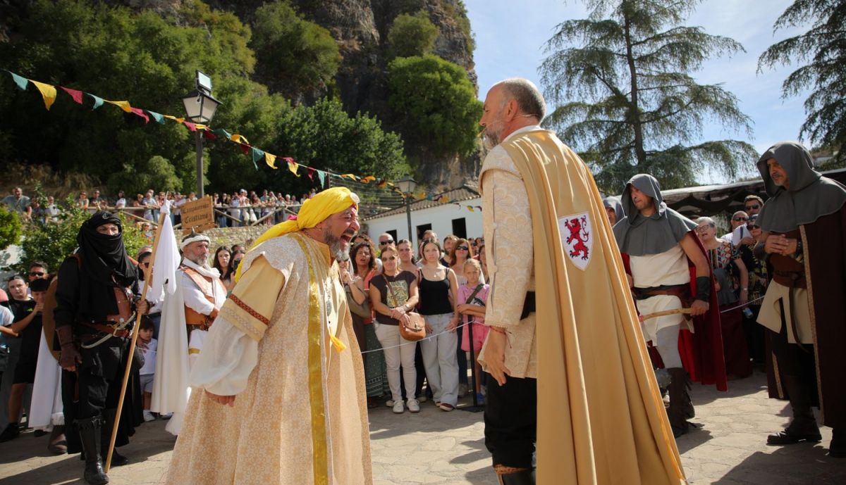 Intercambio de alimentos en la XI de Toma De la Villa de Zahara