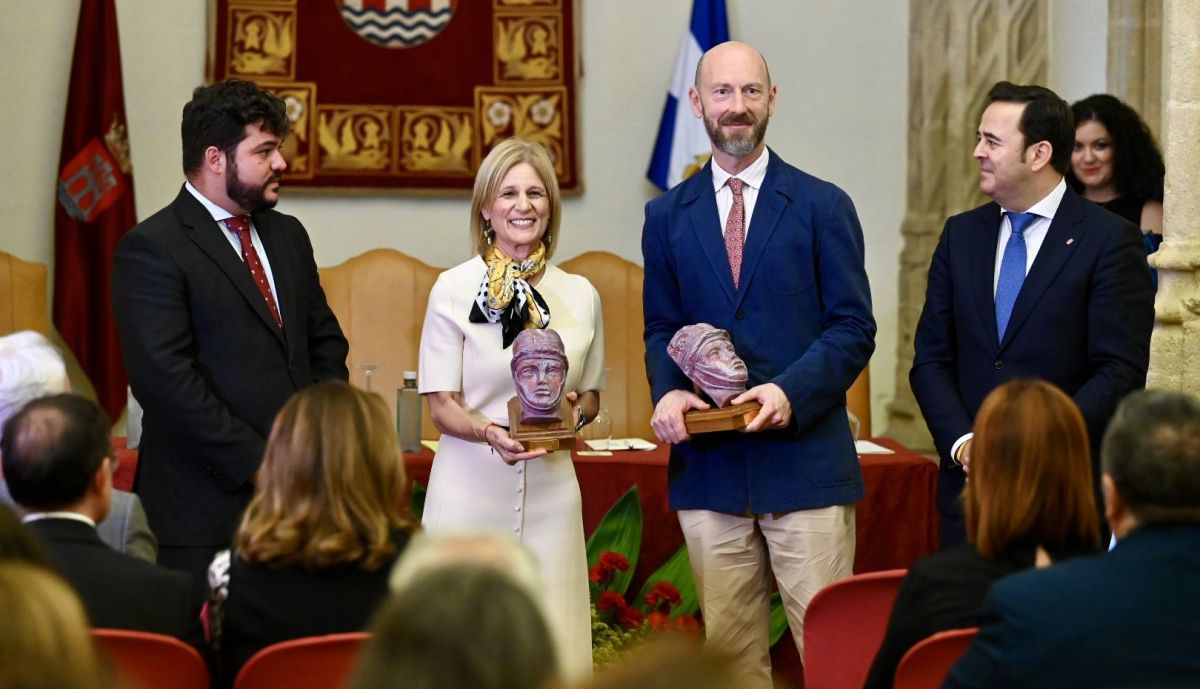 Un momento de la entrega del reconocimiento.