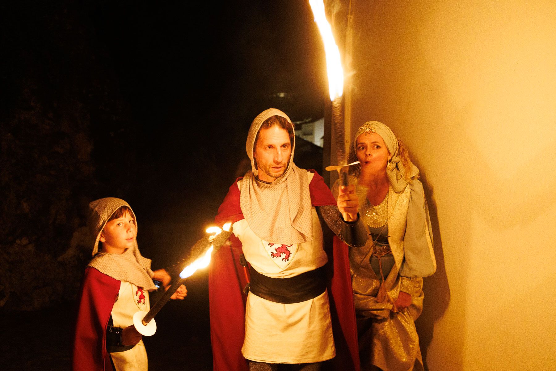 Más de 250 personas participan en la recreación de la Toma de la Villa de Zahara de la Sierra.