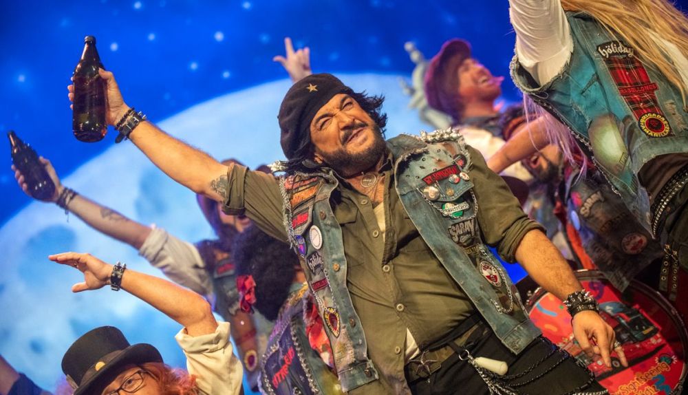 AUTORES CARNAVAL  KIKE REMOLINO