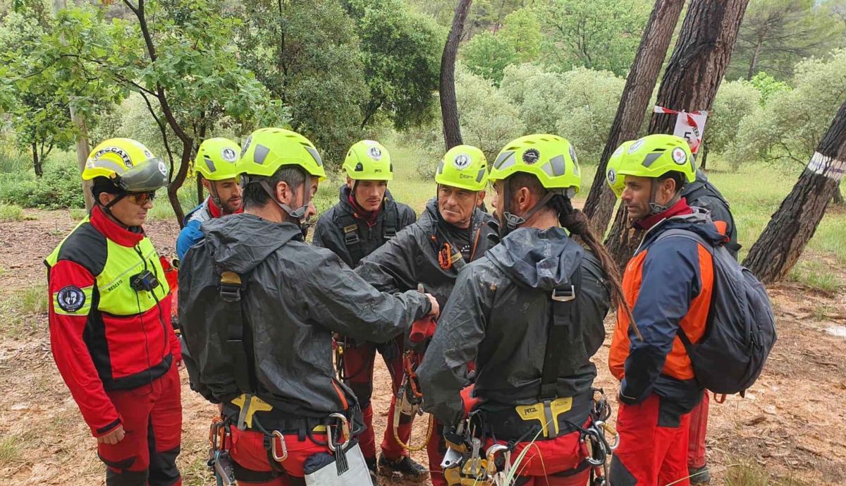 Varios integrantes del equipo andaluz de rescate.