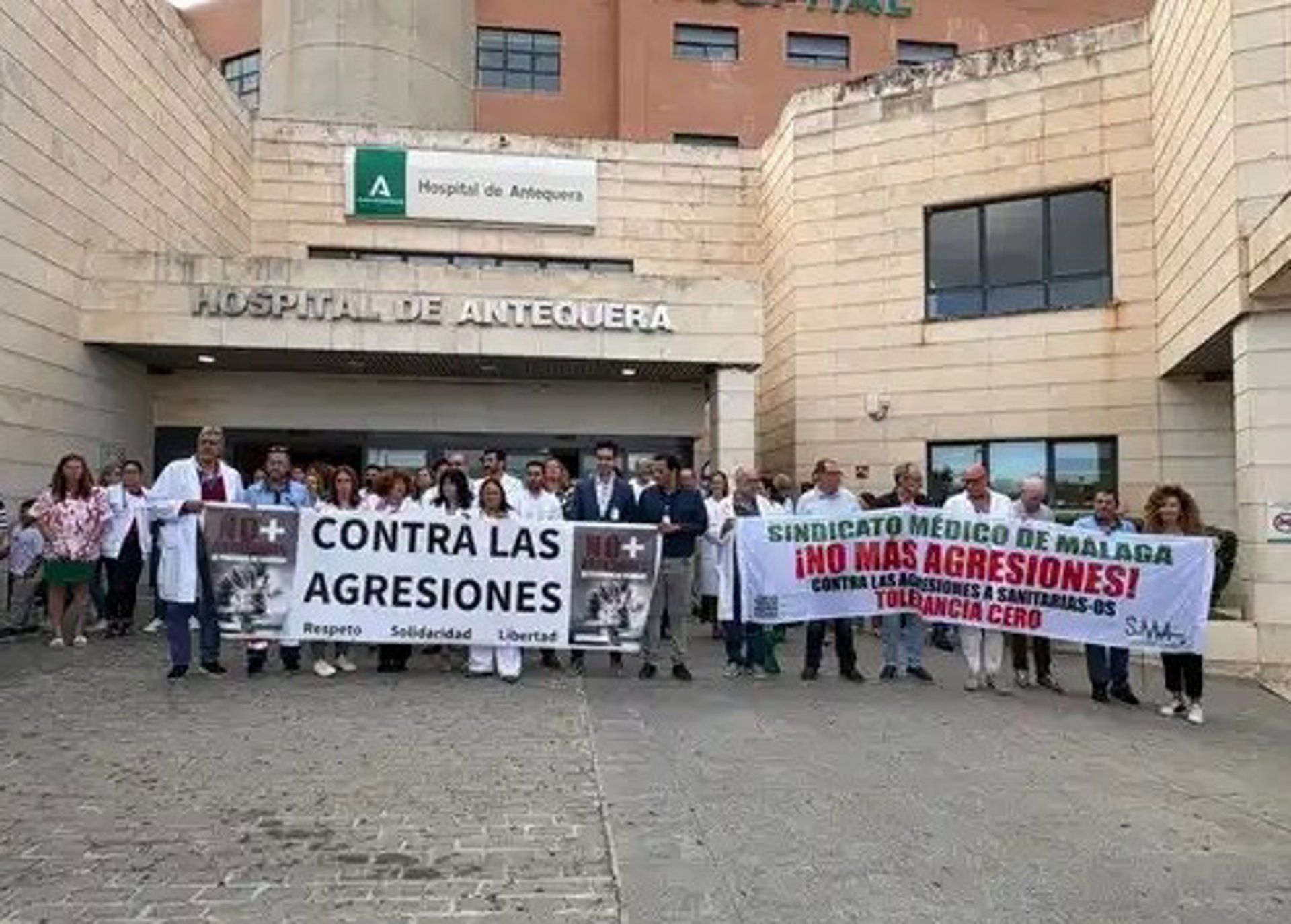 Concentración en el Hospital de Antequera. Concentración en el Hospital de Antequera.