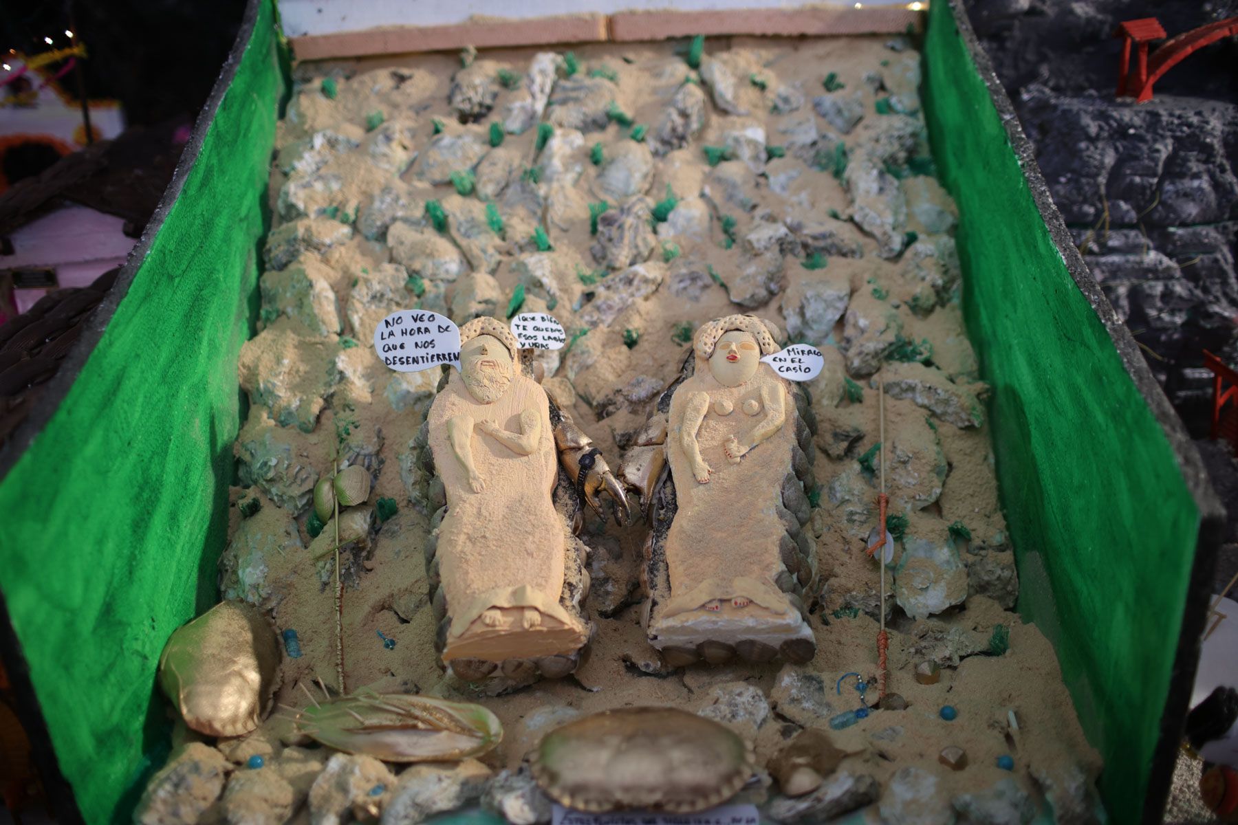 Los Tosantos 2025: Ingenio y tradición en los mercados de Cádiz