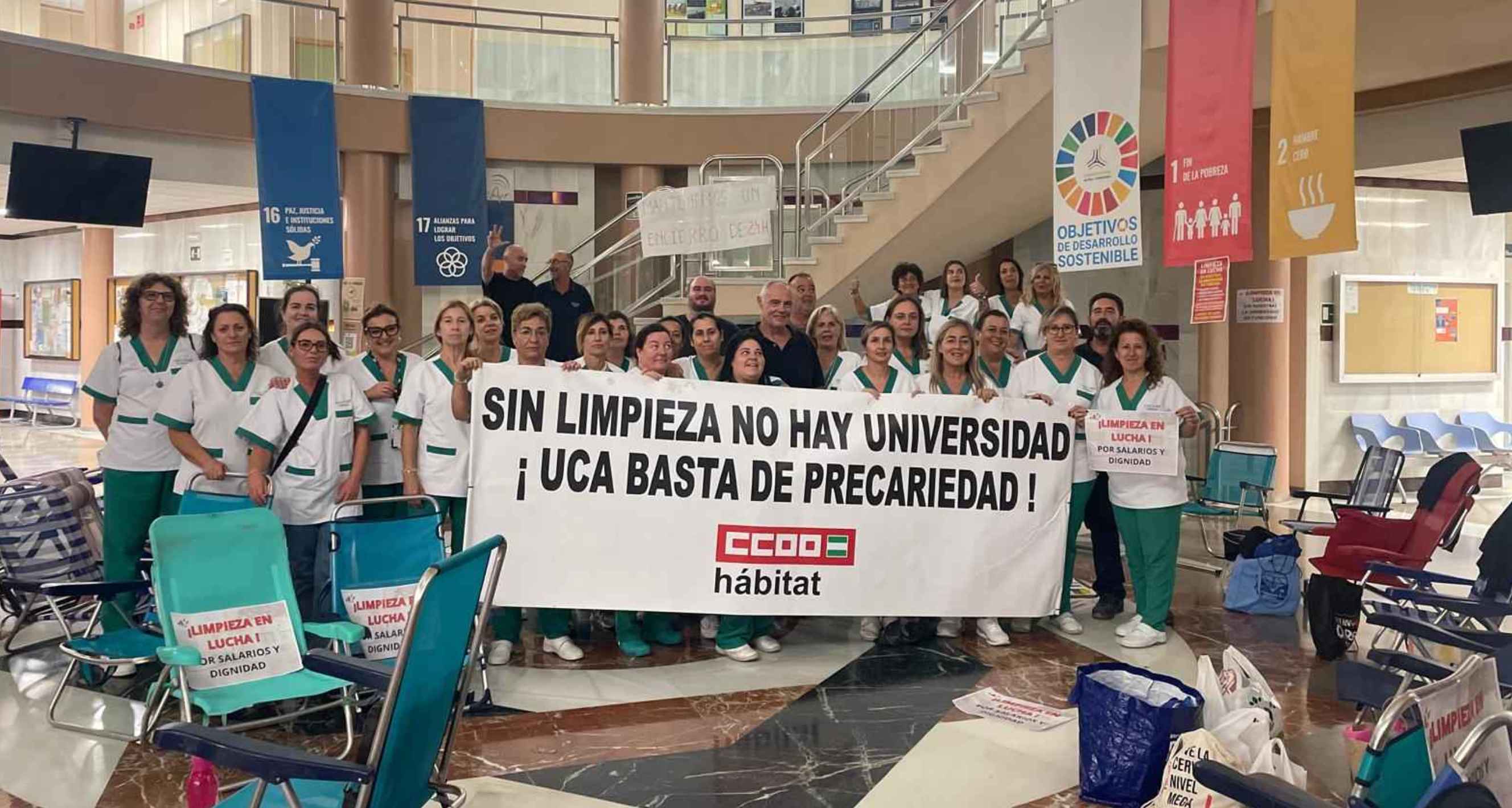 Imagen de las trabajadoras de la limpieza de la UCA.