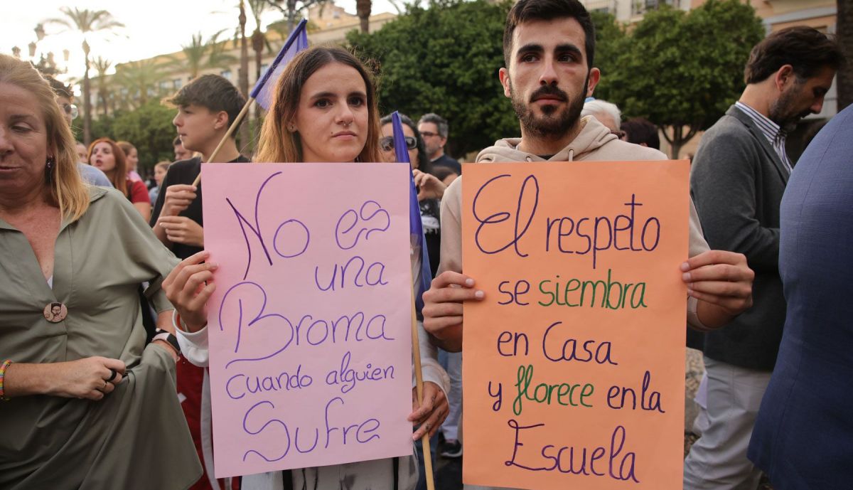 concentracion acoso escolar en Jerez  12