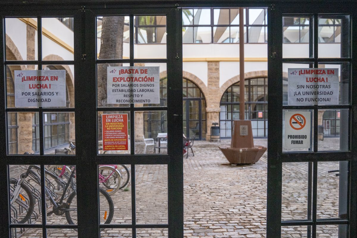 Imagen del interior de instalaciones de la UCA en Cádiz. 