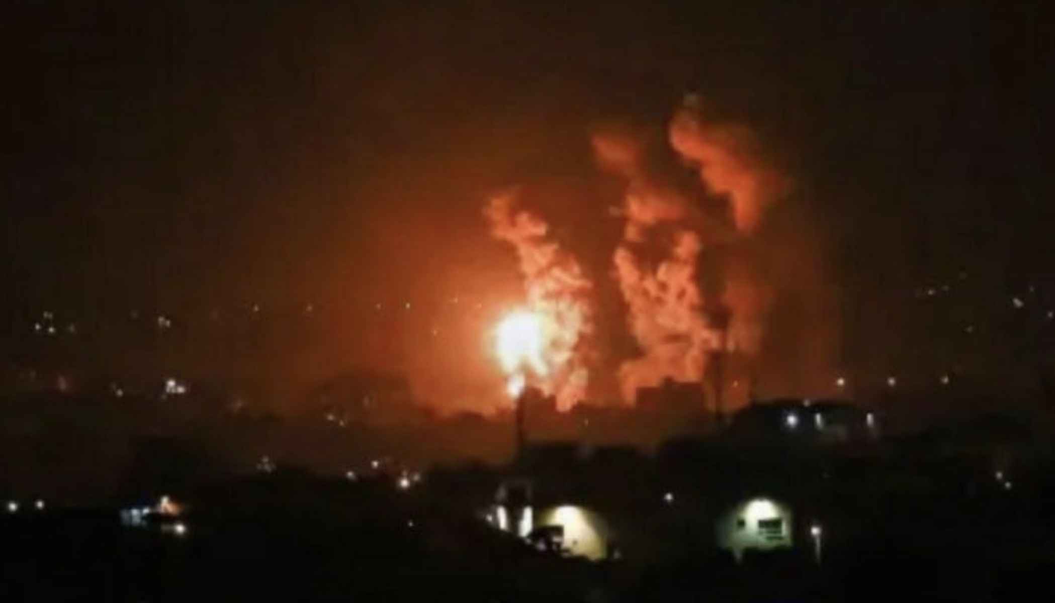 Gaza vuelve a estar sometida a los ataques de Israel. Gaza vuelve a estar sometida a los ataques de Israel.