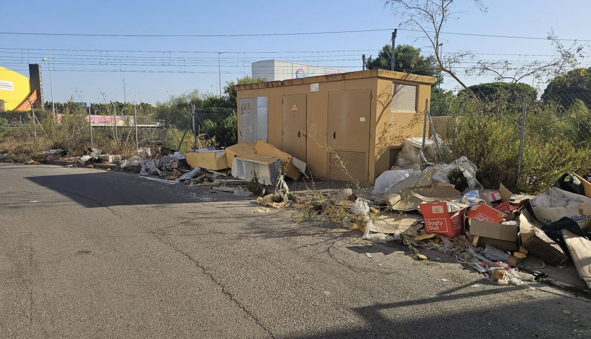 Residuos acumulados en esta parte del Polígono.