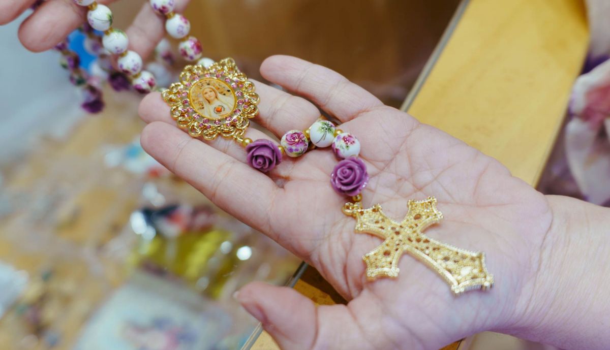 Rosario elaborado en Brasil de forma artesanal.