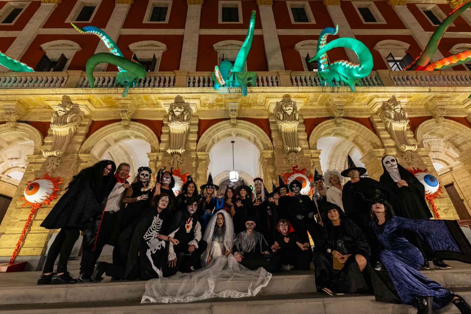 San Fernando ya ha comenzado un Halloween de lo más espectacular.