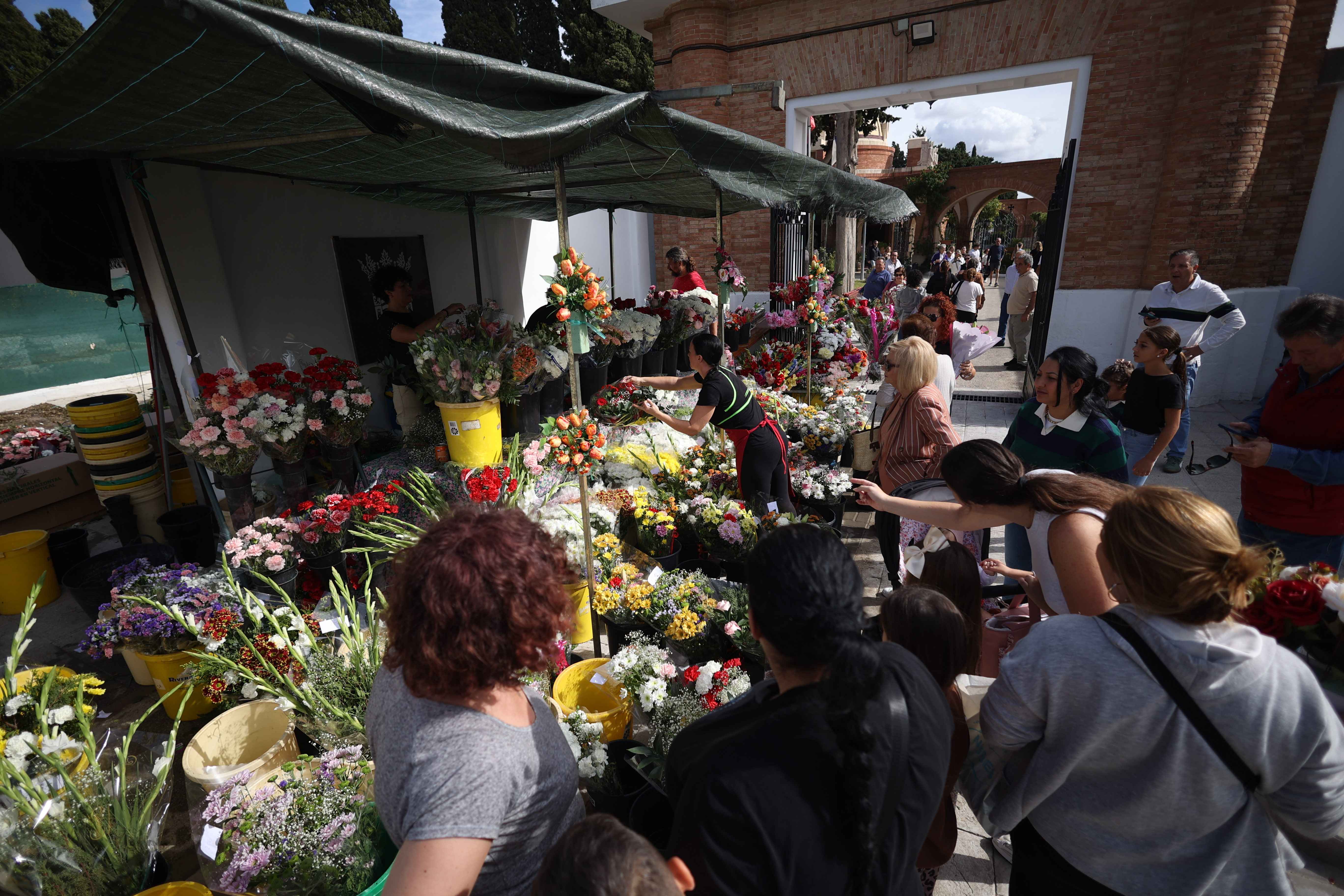 Flores en memoria de los fallecidos.
