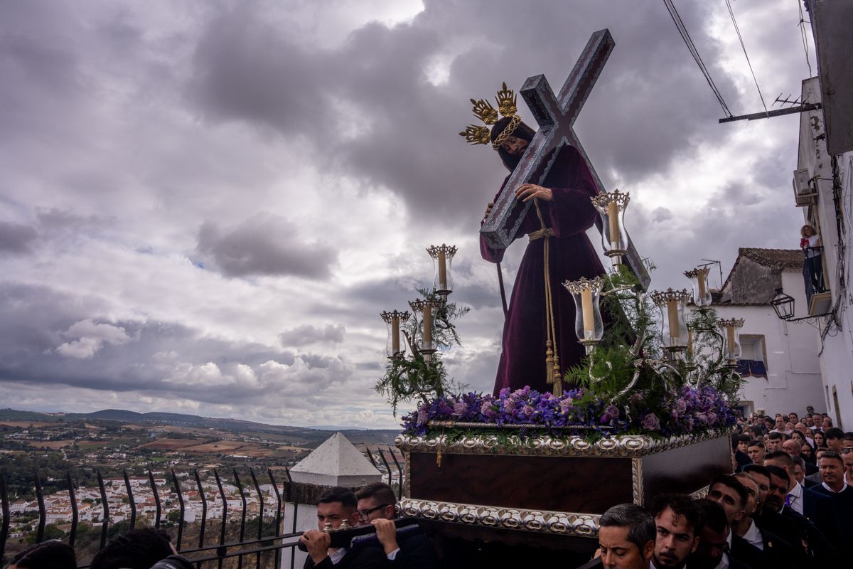 Nuestro Padre Jesús Nazareno, las imágenes del traslado en Arcos este 2025, en el 425 Aniversario y un cuarto de siglo de Regidor Perpetuo.