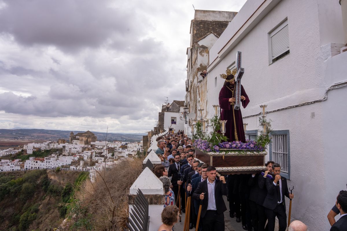 Nuestro Padre Jesús Nazareno, las imágenes del traslado en Arcos este 2025, en el 425 Aniversario y un cuarto de siglo de Regidor Perpetuo.