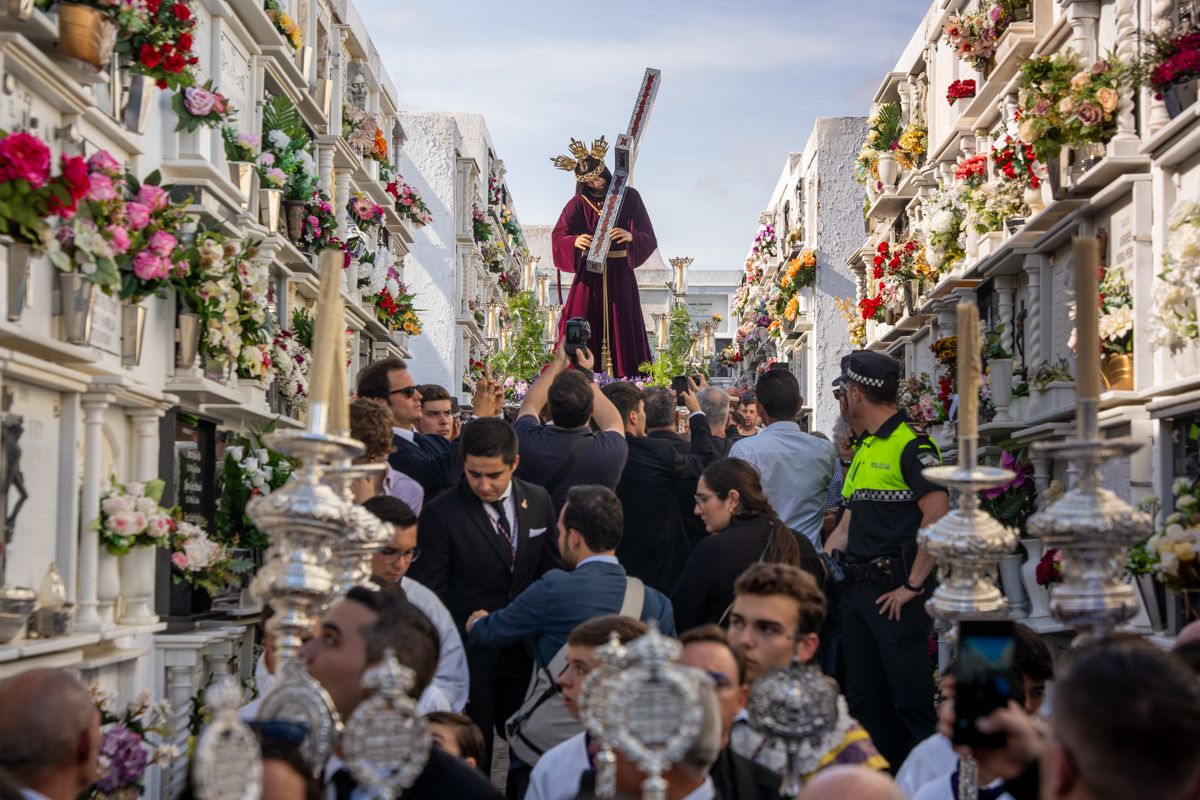 Nuestro Padre Jesús Nazareno, las imágenes del traslado en Arcos este 2025, en el 425 Aniversario y un cuarto de siglo de Regidor Perpetuo.