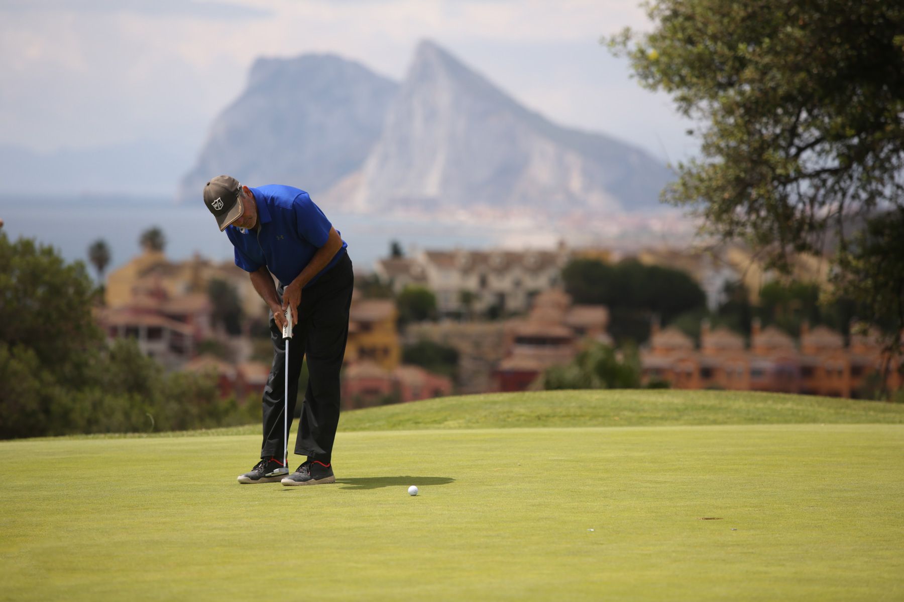 Un jugador de golf en La Alcaidesa, en San Roque.