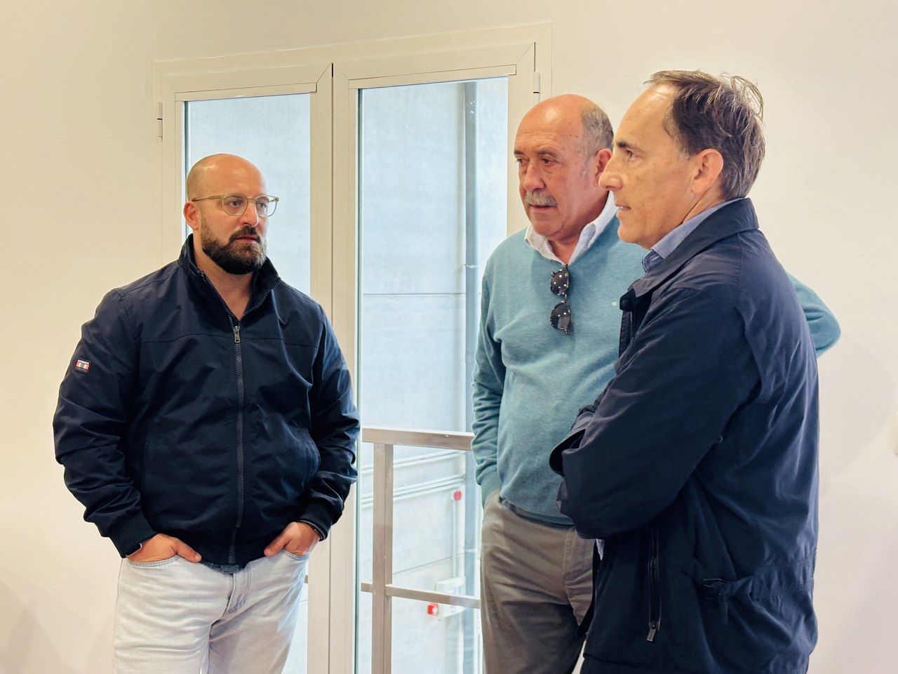 Un momento de la visita a estos espacios del Vivero Municipal de empresas de El Puerto.