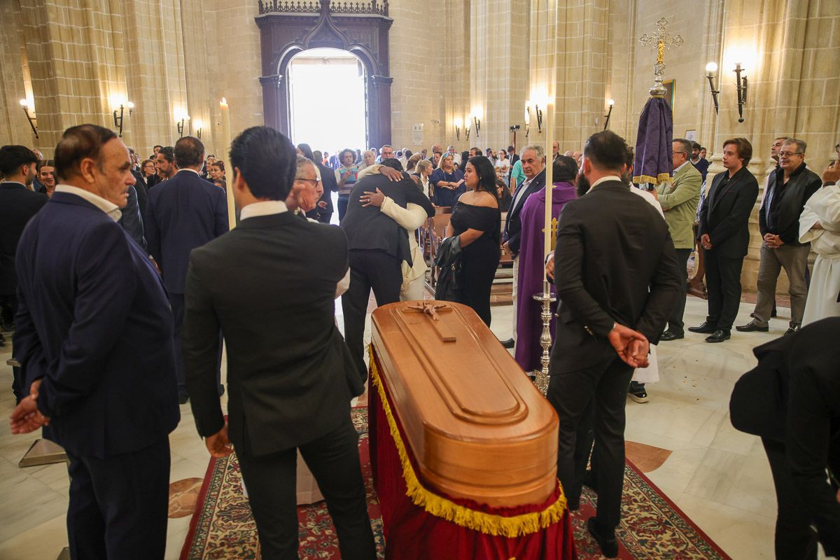 Entierro Rafael Paula  23