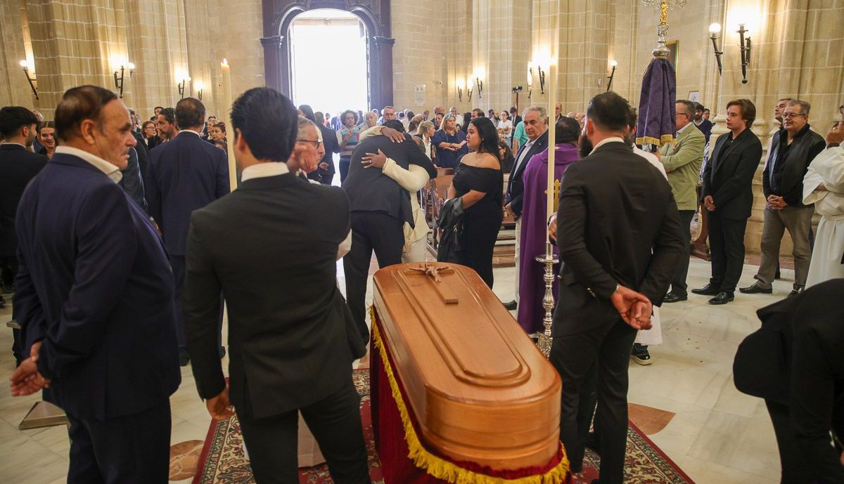 Entierro Rafael Paula  23