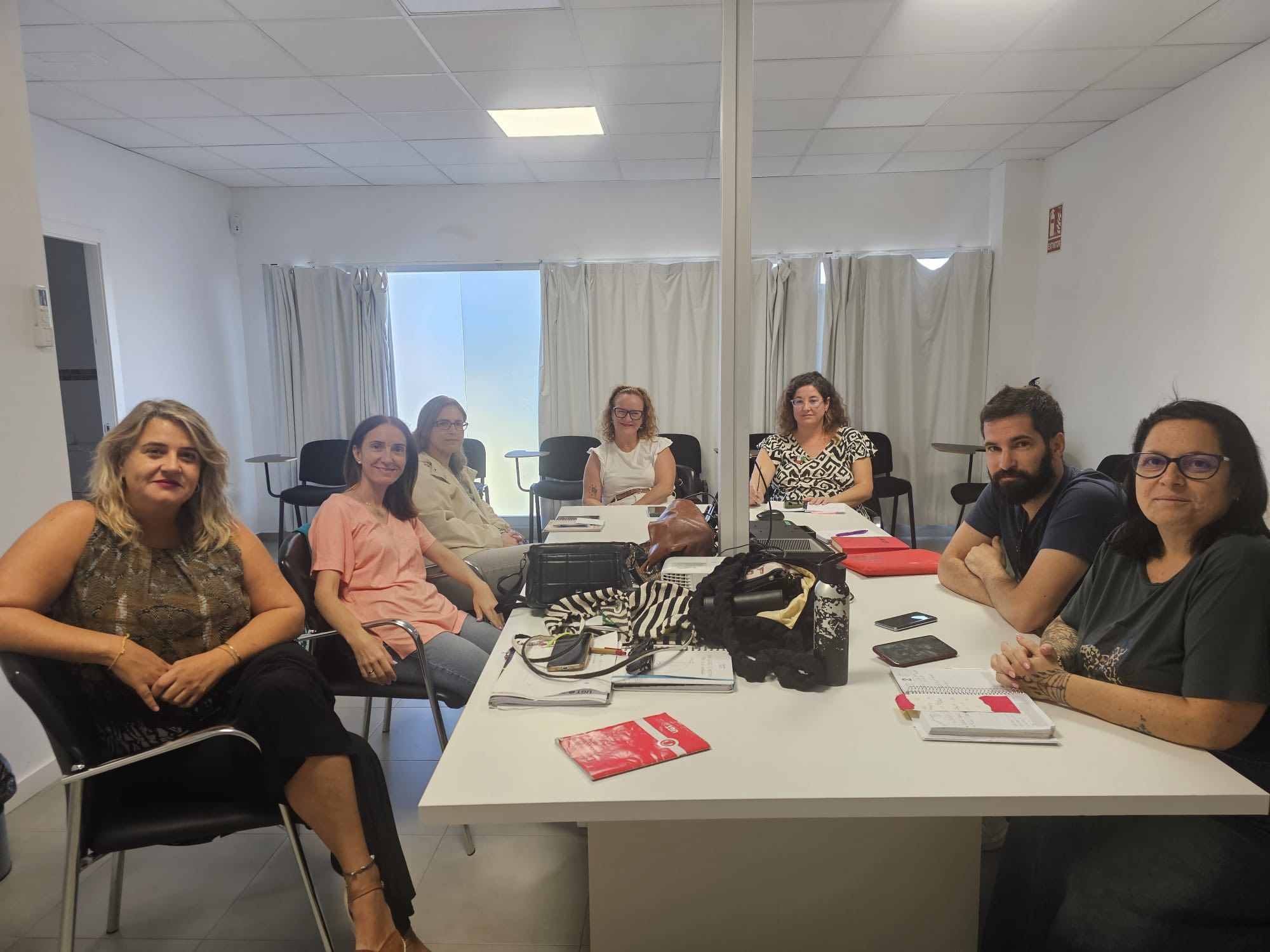 Parte de los trabajadores de The Phone House.