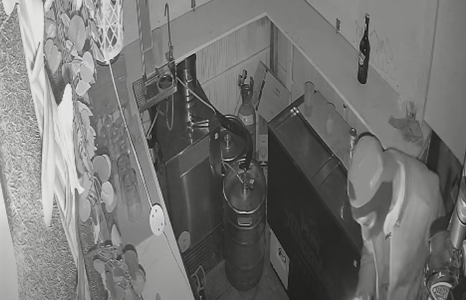 Robo en Portus Real en Puerto Real.