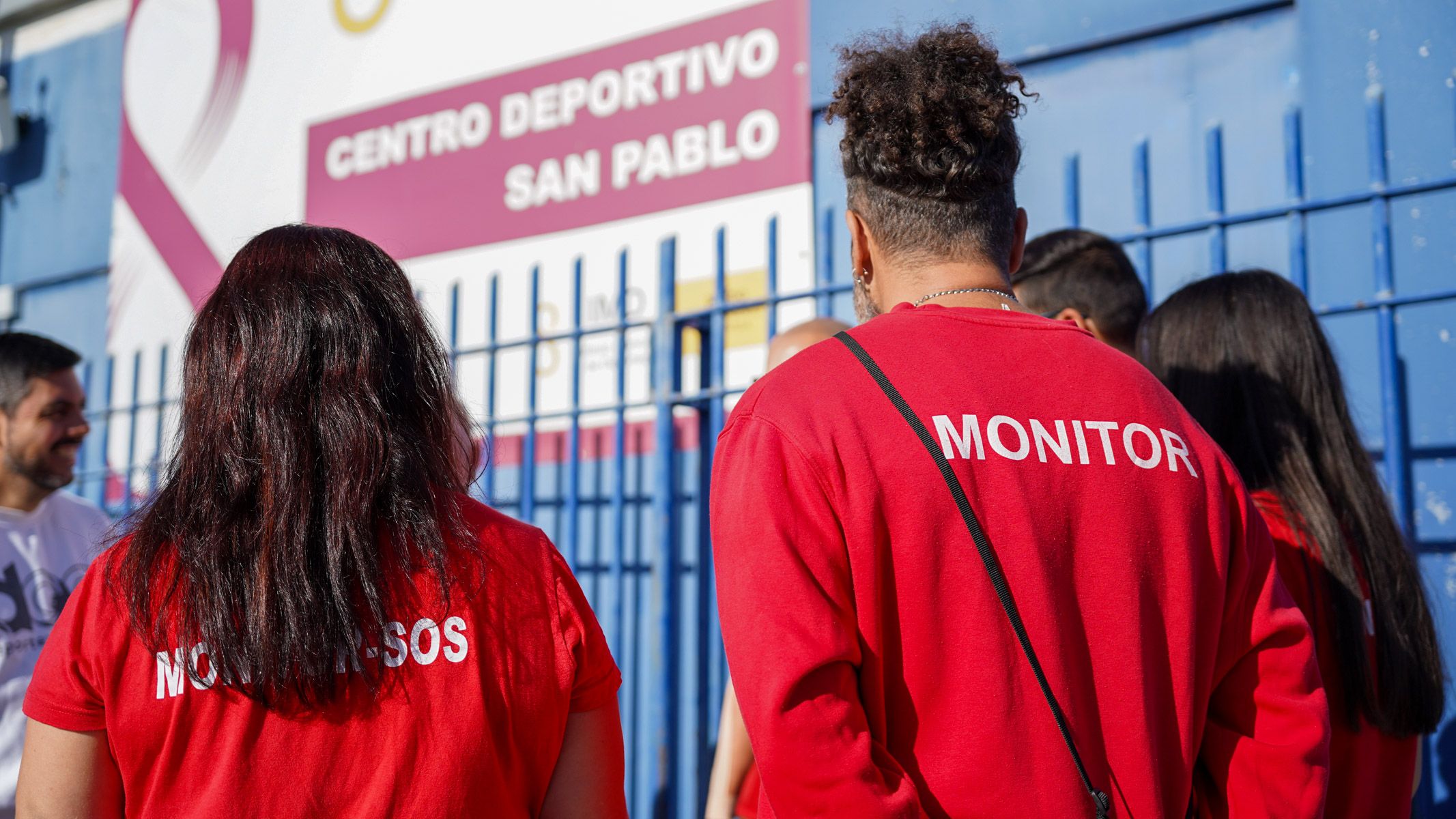 trabajadores centro deportivo san pablo sevilla 3