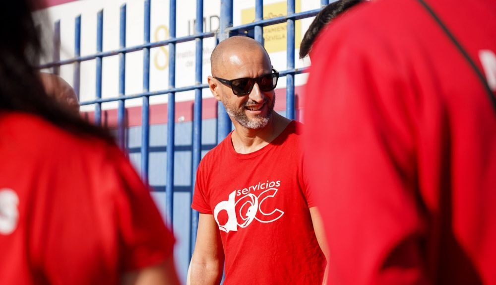 trabajadores centro deportivo san pablo sevilla 9