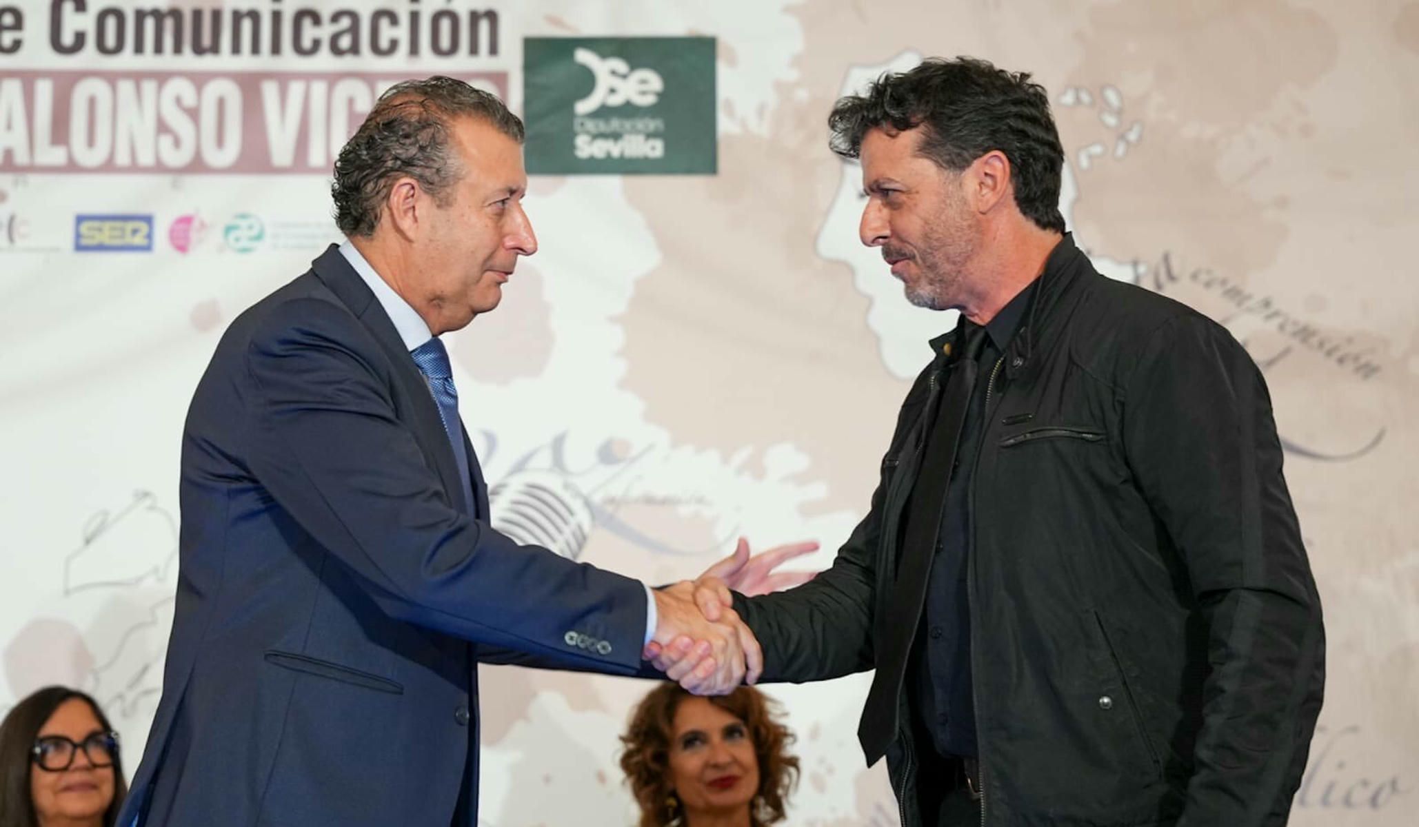 Morenatti y Javier Fernández, en la entrega de premios. Morenatti y Javier Fernández, en la entrega de premios.