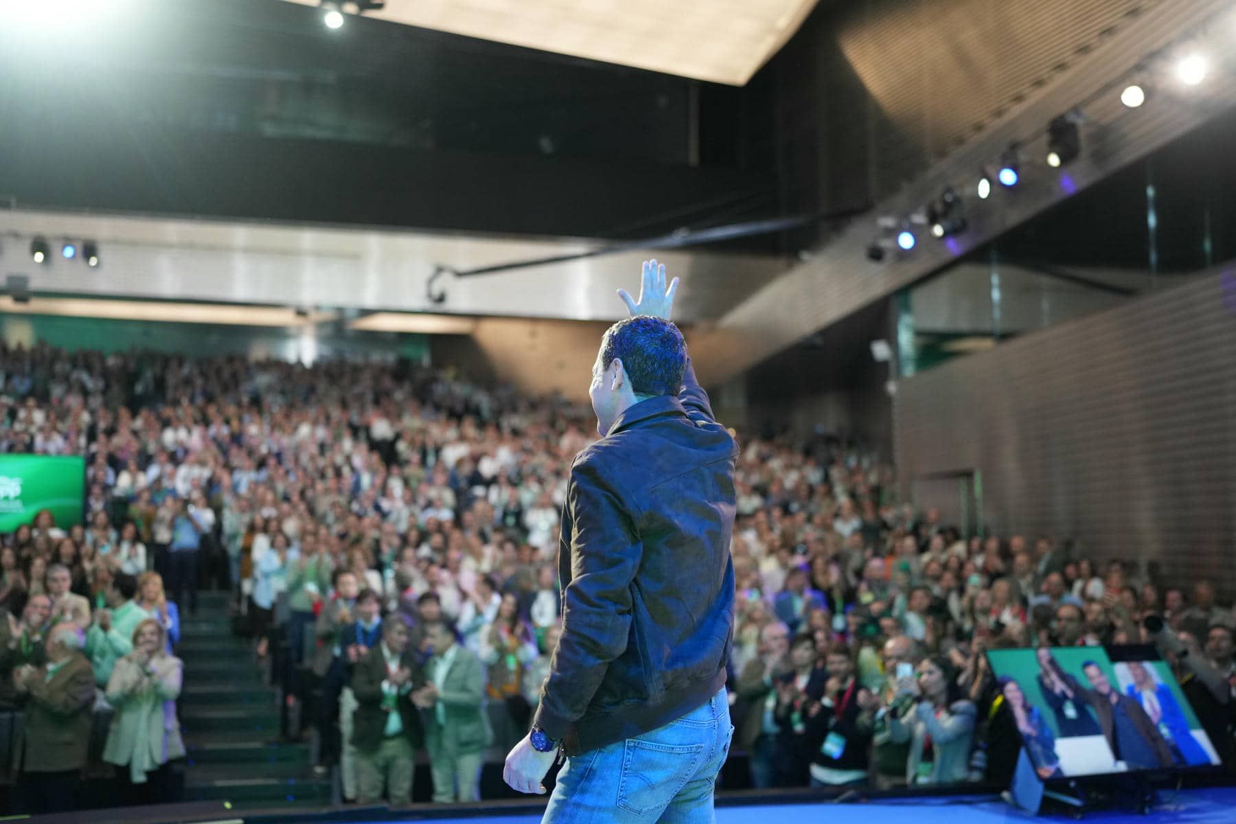 Juanma Moreno, este sábado en Fibes. Juanma Moreno, este sábado en Fibes.