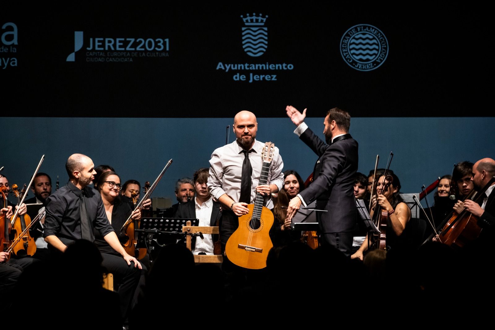 01 Santiago Lara y Orquesta Beigbeder