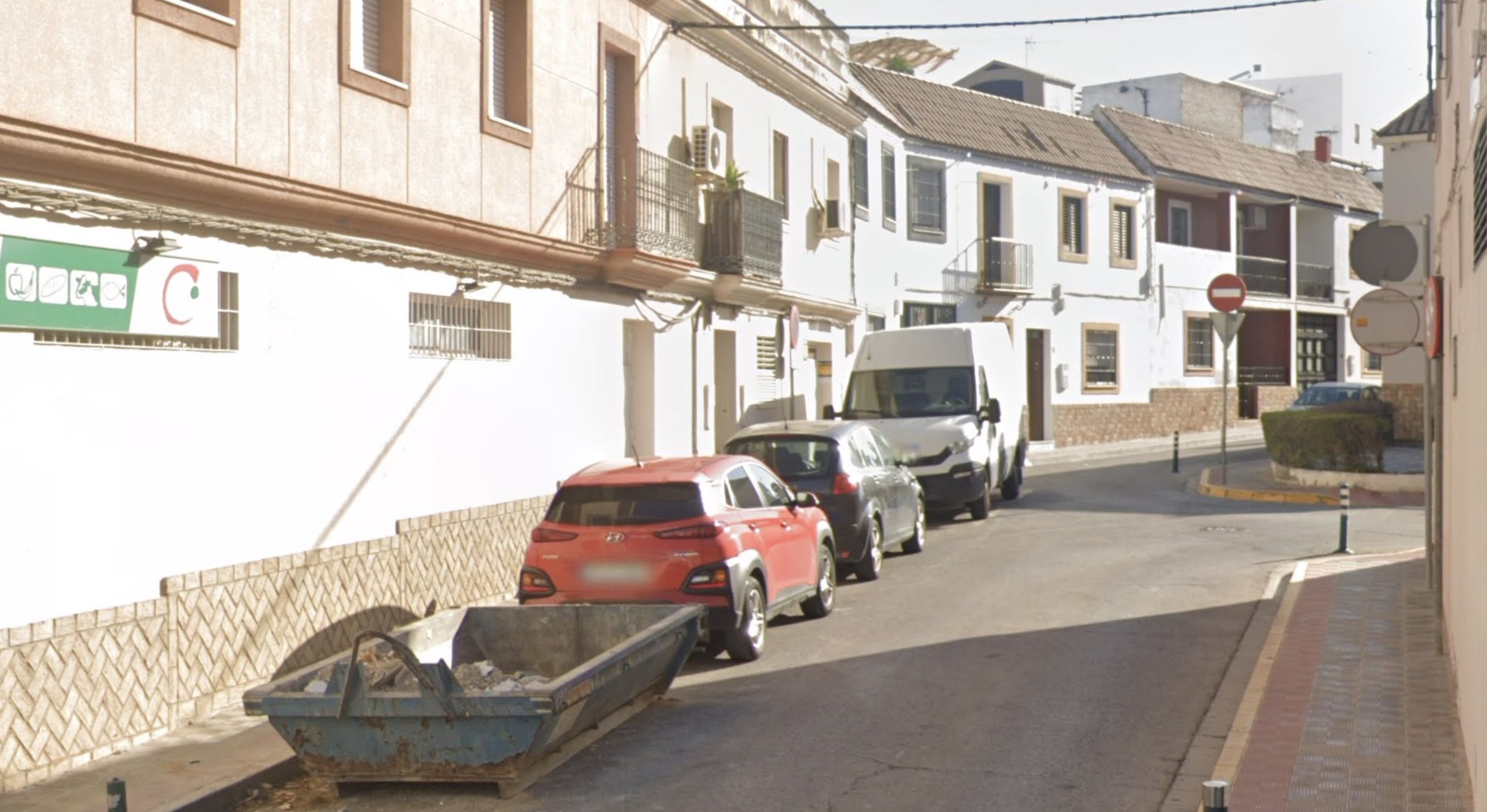 La calle Virgen del Mayor Dolor de Dos Hermanas. La calle Virgen del Mayor Dolor de Dos Hermanas.