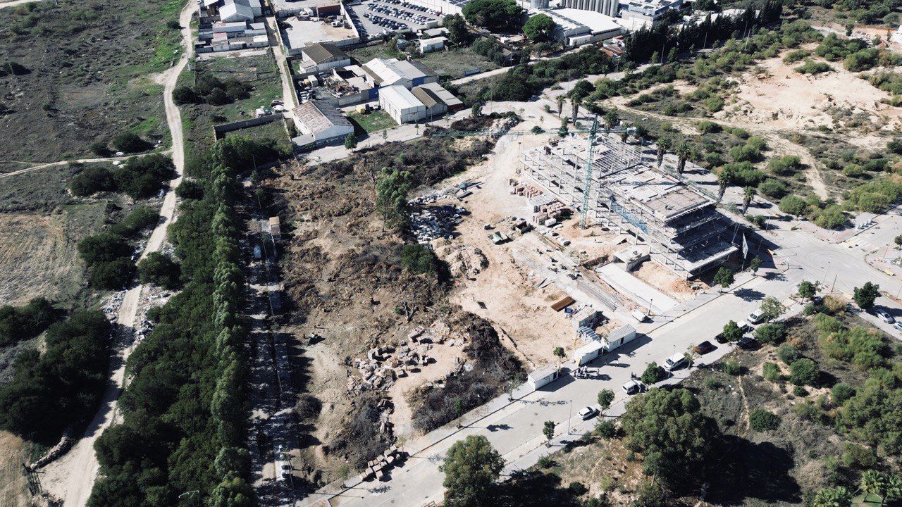 La vista de los terrenos donde se construirá el centenar de casas en El Puerto.