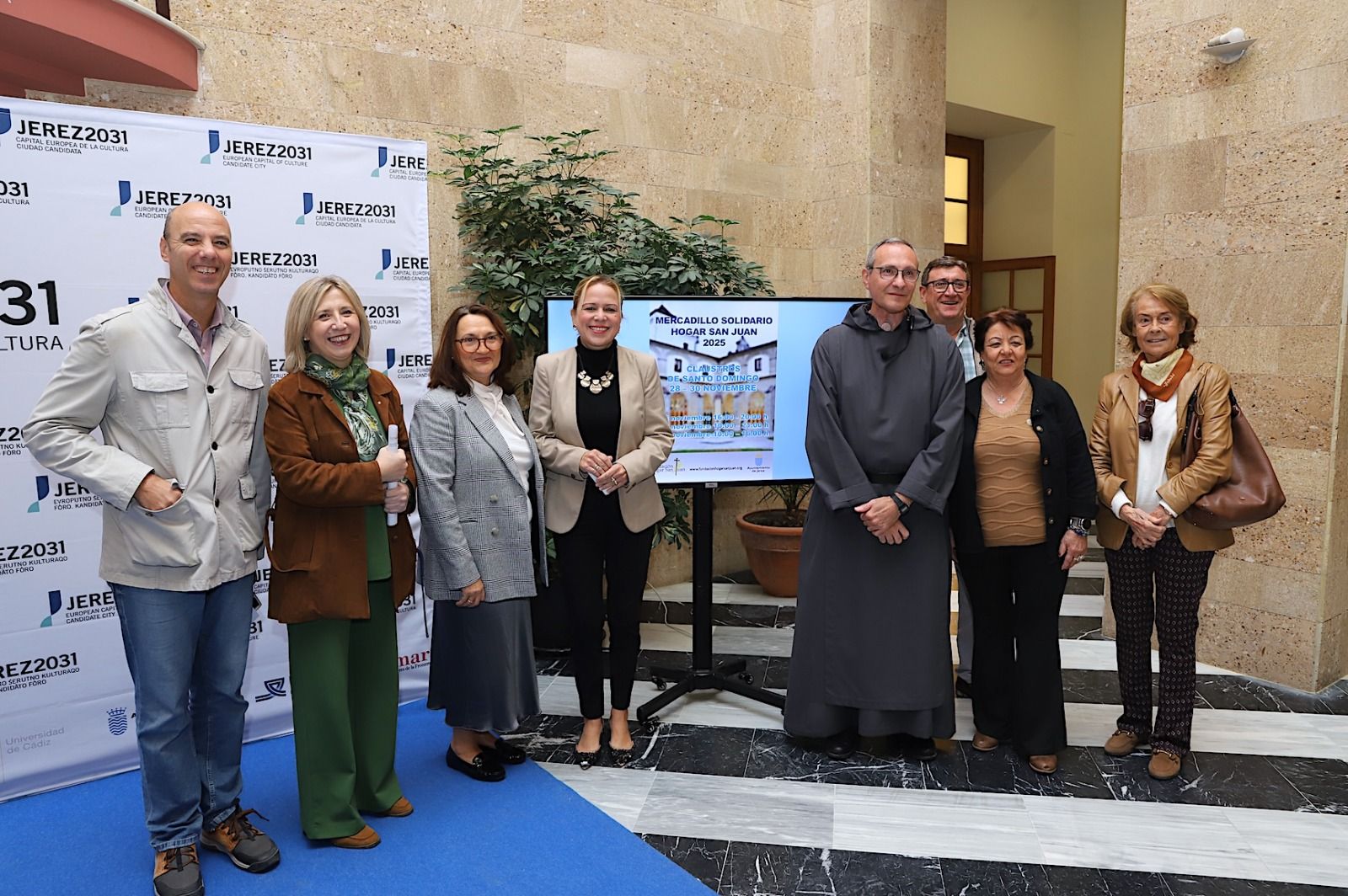 Presentación del ciclo en el Ayuntamiento con el hermano Juan Carlos.