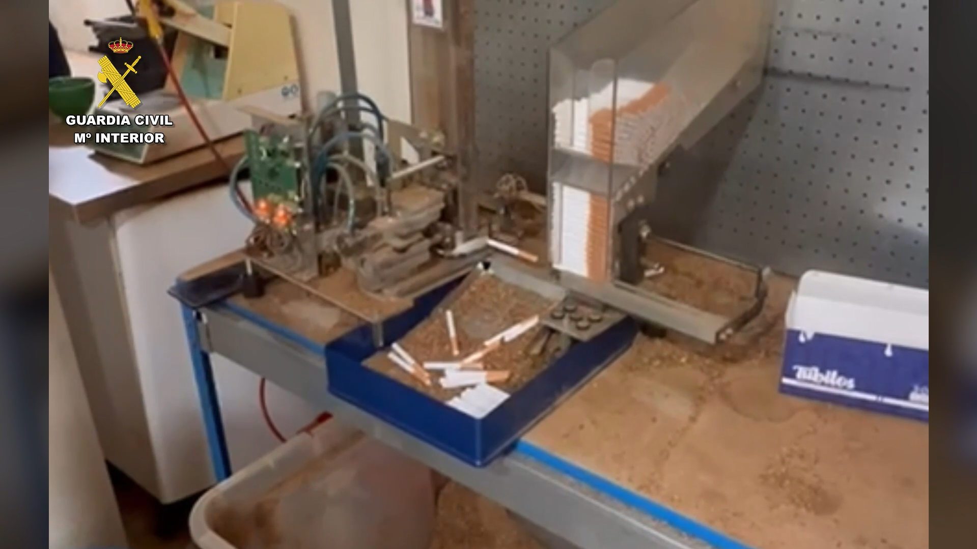 Una de las fábricas de cigarrillos. Una de las fábricas de cigarrillos.