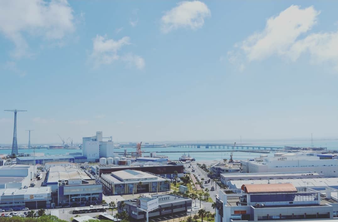 La empresa Ekium–Techno Pro Hispania, especializada en ingeniería y servicios industriales, se instala en Zona Franca.