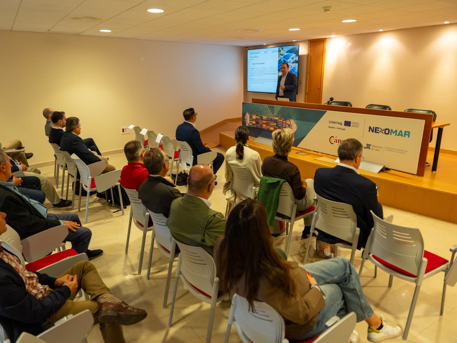 La sesión de trabajo celebrada en la Cámara de Comercio de Jerez. 